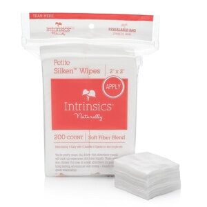 Intrinsics Naturally Petite Silken Wipes- 2x2, perfect for skincare application